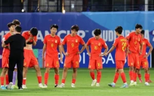 HLV U16 Trung Quốc Suýt Đánh Nhau Đồng Nghiệp Trước Trận Gặp U16 Việt Nam