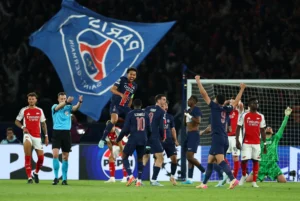 Arsenal thất bại trước PSG, lỡ hẹn chung kết Champions League